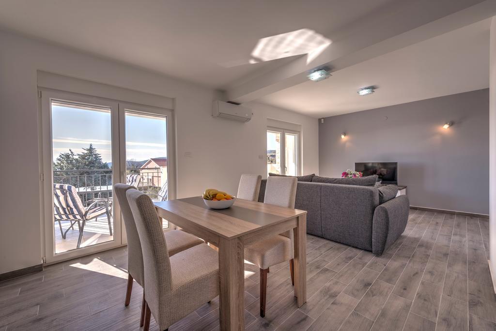 Villa Sandy Apartments Tivat Luaran gambar