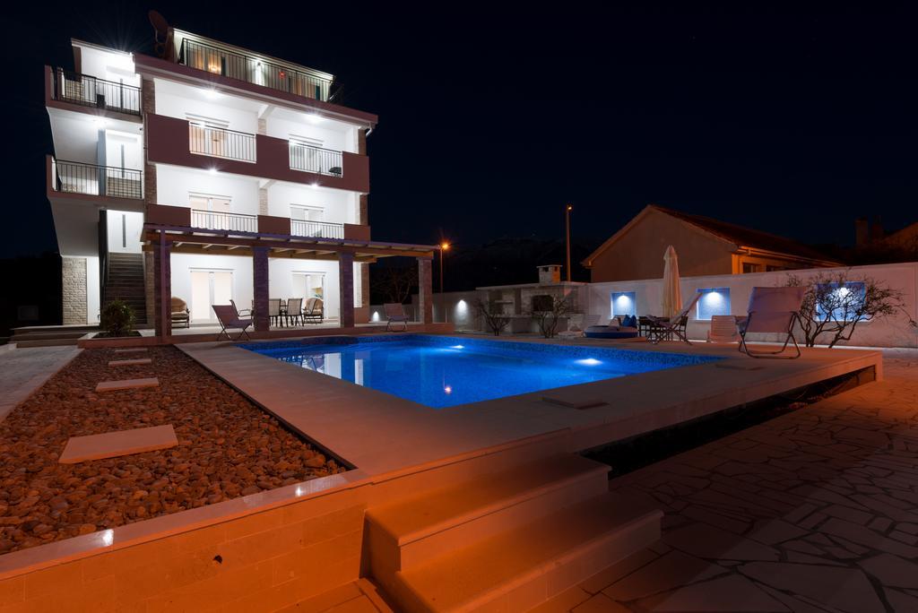 Villa Sandy Apartments Tivat Luaran gambar