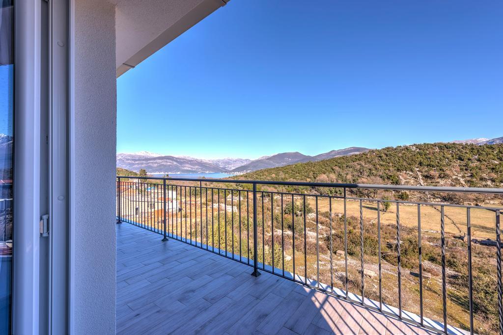 Villa Sandy Apartments Tivat Luaran gambar